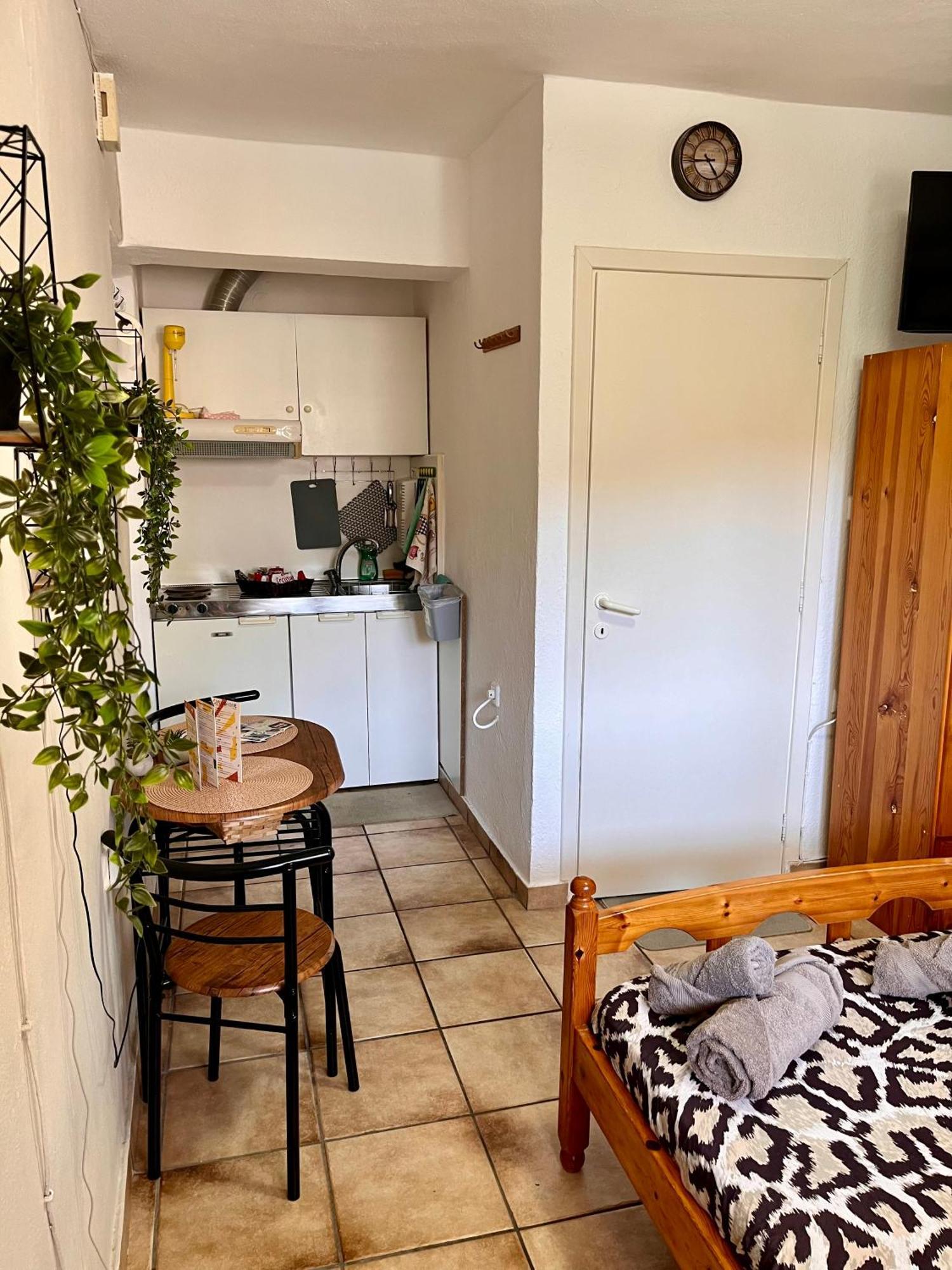 Cooper 3 Apartment Kavála ภายนอก รูปภาพ